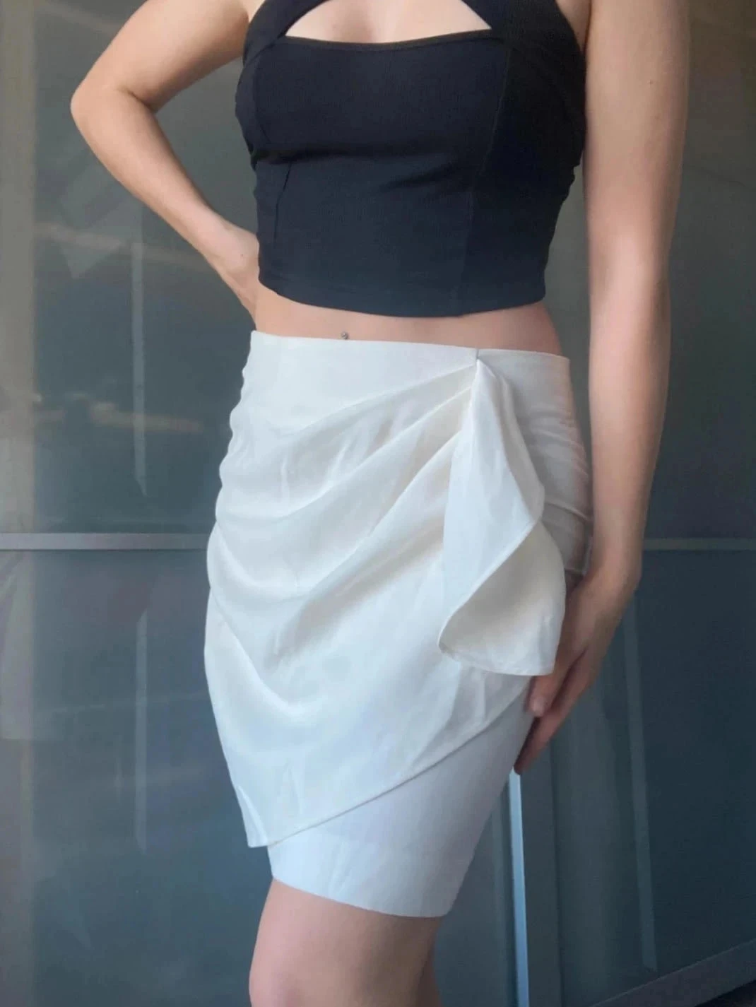 Hermosa falda Zara talla XS – photo 3